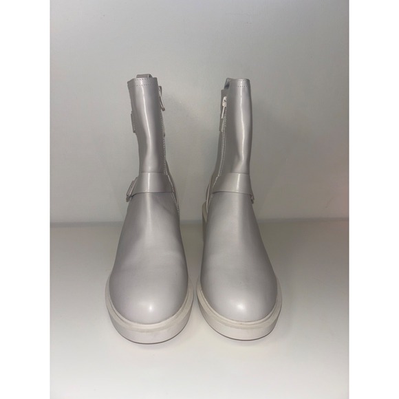 Alfani Womens White Biker Boots Chic Glam Chantal Faux Leather Booties Shoes NEW - Picture 2 of 8